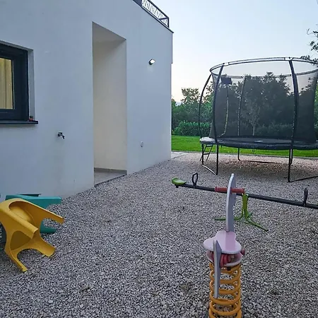 Stunning Home In Grubine Сasa de vacaciones Grubine